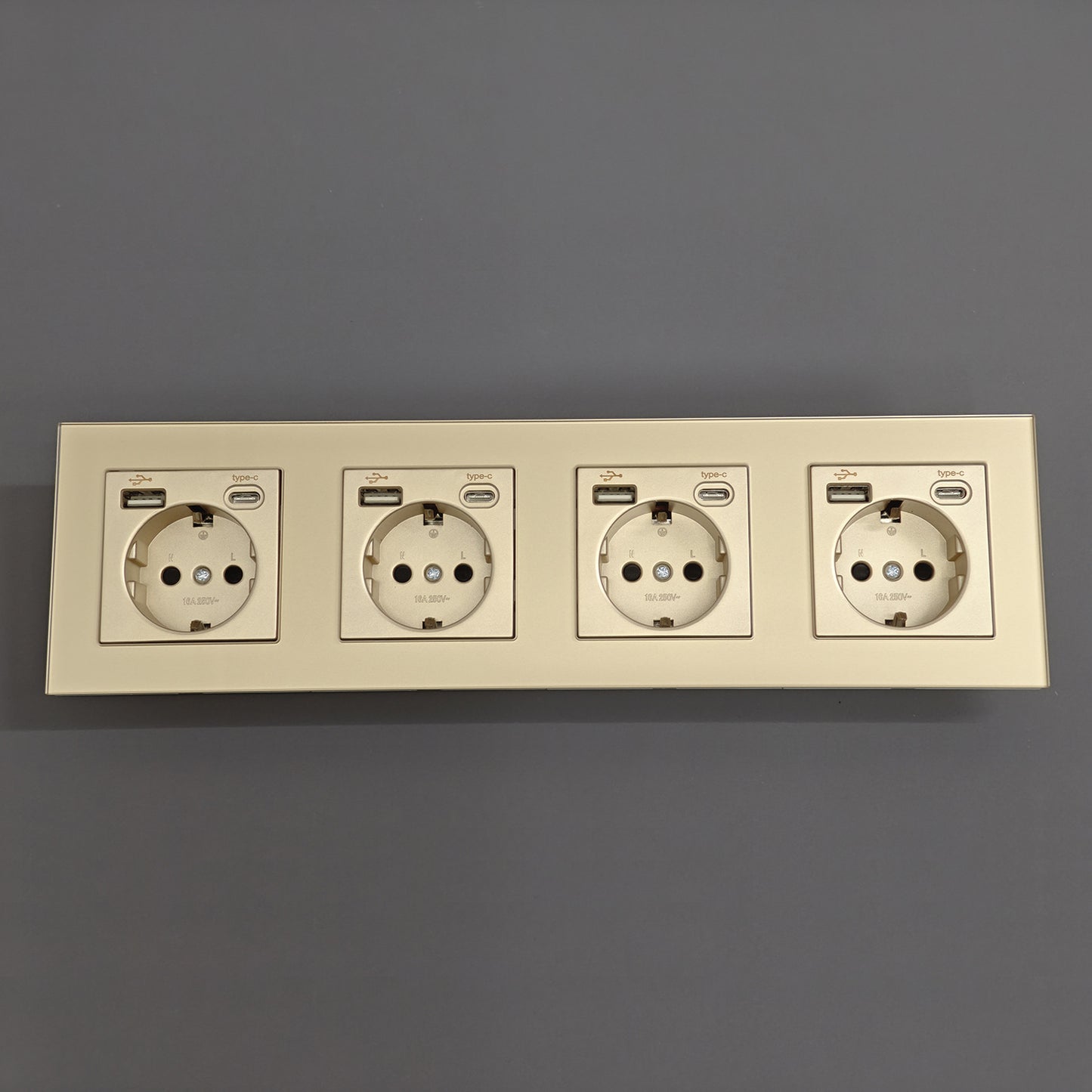 AnjieloSmart European standard wall power socket with USB and Type-C charging ports (German standard).
