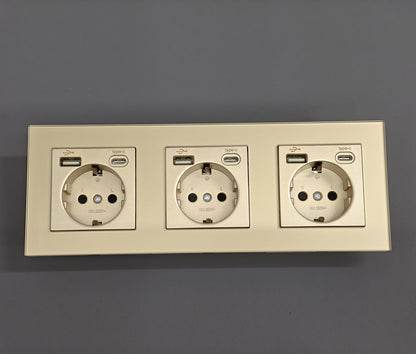 AnjieloSmart European standard wall power socket with USB and Type-C charging ports (German standard).